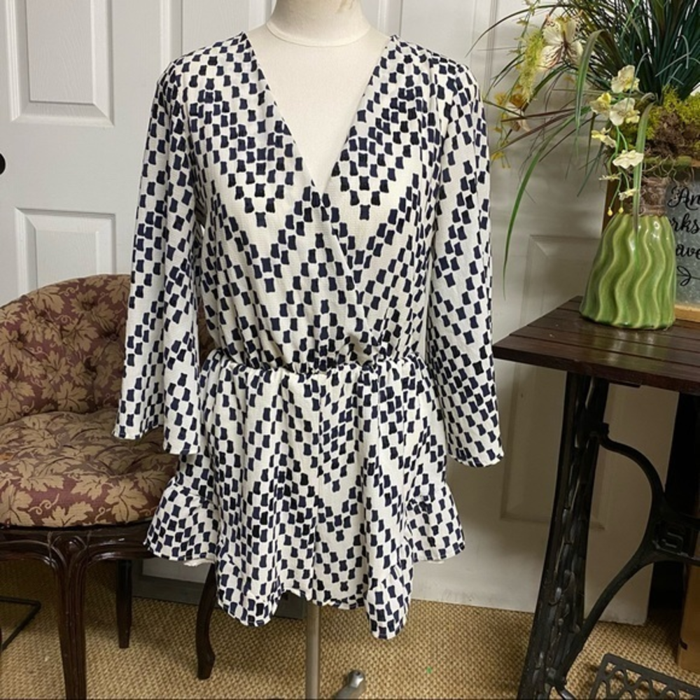Honey‎ Punch Romper S